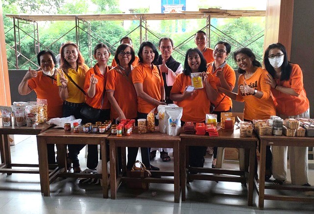 stand di pinang minggu pagi PAKAI===